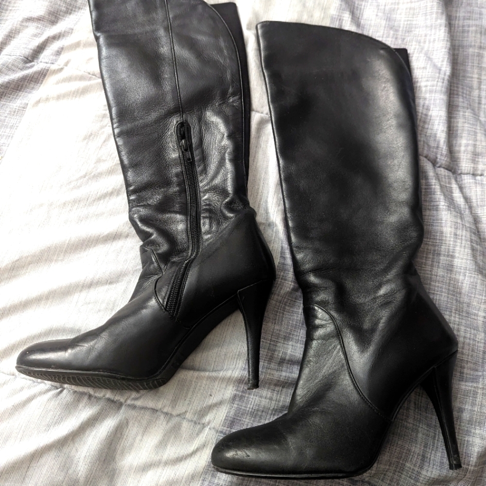 Stuart Weitzman Knee High Boots